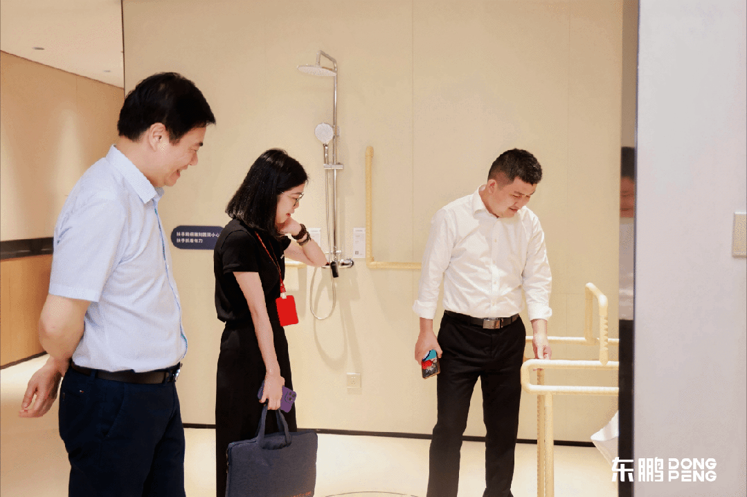 j9����վ�����й����ٷ���վ