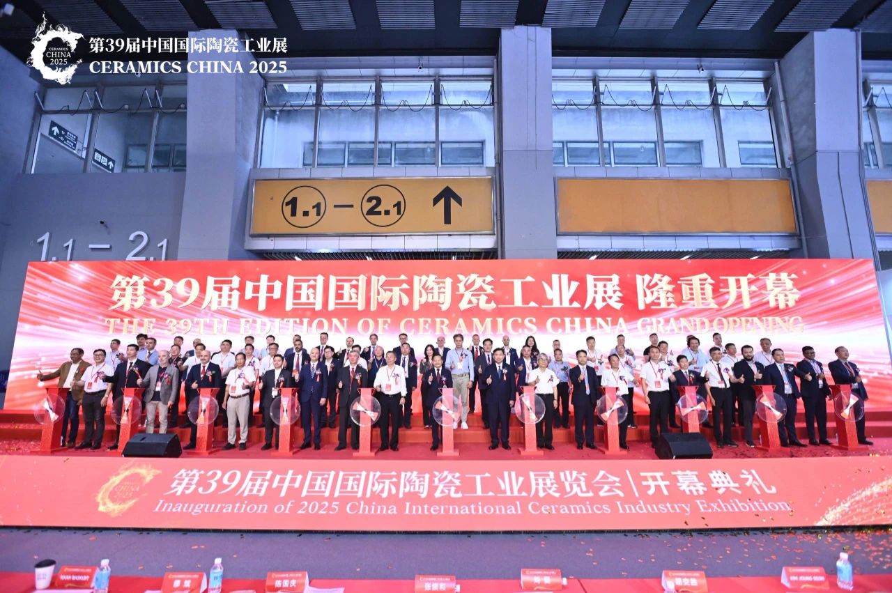 j9����վ�����й����ٷ���վ