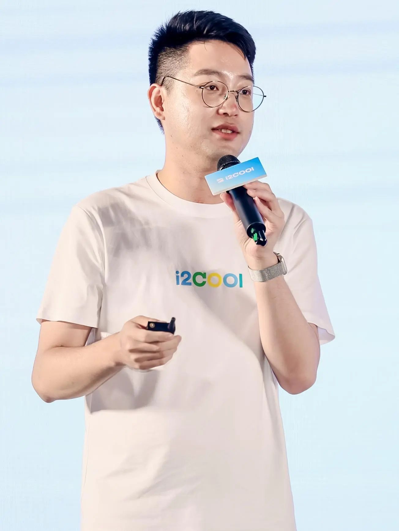 j9����վ�����й����ٷ���վ